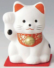 開運！　陶器製　招き猫　右手（右前脚）上げ　白色　高さ5.4cm　まねきねこ　Beckoning Cat　Welcoming Cat　Lucky Cat　Fortune Cat