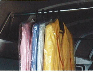 『キャラバン』 純正 VPE25 ハンガーレール(横型2本セット) ●標準ルーフ車用 M7W10 パーツ 日産純正部品 CARAVAN オプション アクセサリー 用品