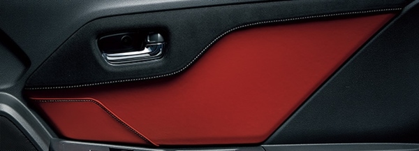 『S660』 純正 JW5 ドアライニングパネル（左右セット／運転席側ポケット付）ラックス  スェードR（ブラック）×ボルドーレッド（合皮製）×グレーステッチ パーツ ホンダ純正部品 オプション アクセサリー 用品 | 株式会社　スズキモータース