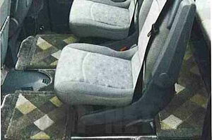 Vクラス ラグマットのLサイズ:3列目用 ベンツ純正部品 Vクラス パーツ w639 パーツ 純正 ベンツ ベンツ純正 ベンツ 部品 オプション マット