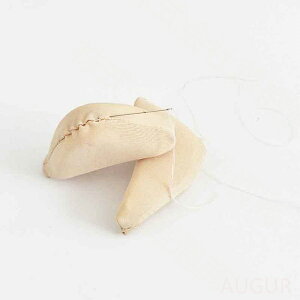 つま先用インソール インソール 2点セット 柔軟性 扁平足 靴サイズ調整用 4個入り 靴擦れ防止 つま先保護 衝撃吸収 高密度フォーム つま先クッション 調節可能 洗濯可能 メール便