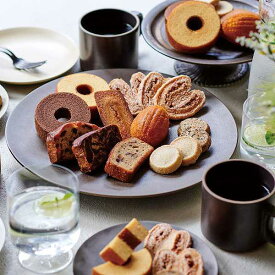 【送料無料】パティスリー キハチ 焼菓子ギフト（10種30個入）＜K14513＞ 出産内祝い お返し 快気祝い 新築内祝い 引き出物 法事 香典返し 贈答用 詰め合わせ 人気 上司 友人 親戚 家族 両親 同僚