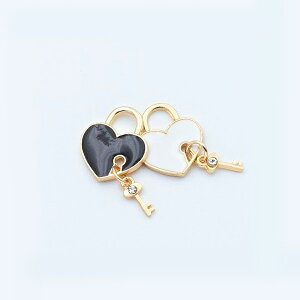 n[g̏O(ƌ)킢AeB[N`[ Gi bN L[