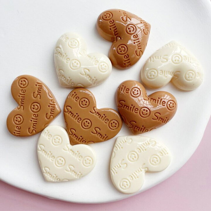 スマイルな絵柄の入ったハート形チョコレート 5個セット☆ミルクチョコとホワイトチョコから選べます☆スイーツデコパーツ 貼り付け用 デコパーツのデコちゃん! *デコパーツ*ハートチョコ
