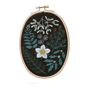 (dmc24)【お取り寄せ商品】ウインター サイレント 刺繍キット DMC Winter Silent セット 樋口愉美子 手芸 初心者 練習 基本ステッチ エンブロイダリー クロスステッチ 図案印刷 刺繍針 刺繍布 刺