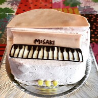 3D立体型ケーキ　ピアノのかたちなど 　スイーツ プチプギフト　誕生日　バースデーケーキ パーティ サプ…