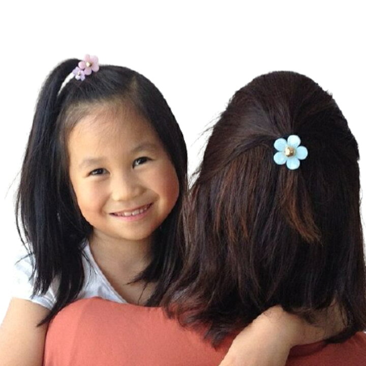 楽天市場 ヘアゴム キッズ シンプル ２フラワー ヘアゴム 1コ ヘアアクセサリー ボンボンゴム 髪飾り 子供 こども Kids 小学生 幼稚園 保育園 通園 通学 お出かけ かわいい 可愛い Khgb 全品 送料無料 実施中 スウィートキス楽天市場店