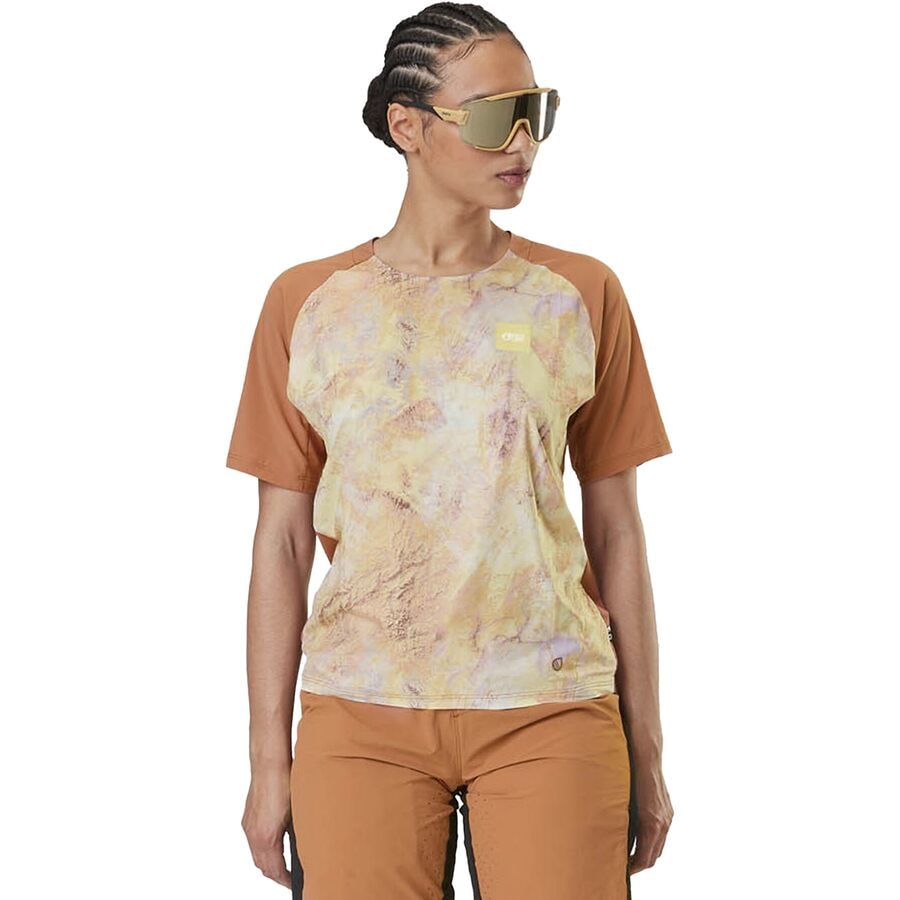 (取寄) ピクチャーオーガニック レディース アイス フロウ プリンテッド テック T-シャツ ウィメンズ Picture Organic women Ice Flow Printed Tech T-Shirt Women's Geology Cream