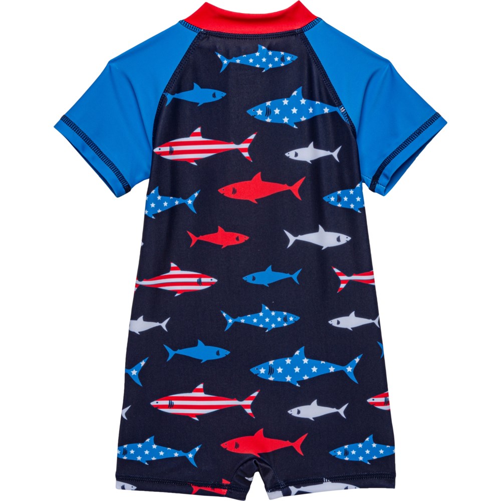 (取寄) ビートル＆スレッド インファント ボーイズ シャーク スイムスーツ ロンパー ウィズ ハット Upf 50, ショート スリーブ Beetle  Thread Infant Boys Shark Swimsuit Romper with Hat UPF 50, Short Sleeve  Shrk Americana
