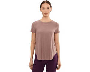 (���) �r�����h���K ���f�B�[�X �t�F�U�[�E�F�C�g �I�� �U �_�E�� ���E �e�B�[ Beyond Yoga women Featherweight On The Down Low Tee Rosey Taupe Heather