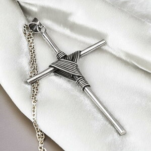 y_g gbv YA TA HAI SILVER CROSS PENDANT PC02