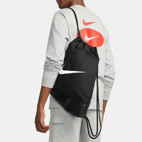 ナイキ バッグ メンズ ブラジリア 9.5 ジムサック 18L レディース ナップサック BAG バック リュック DM3978 010 ブラック/ブラック/ホワイト 黒 NIKE 鞄 メール便送料無料 evid o-sg