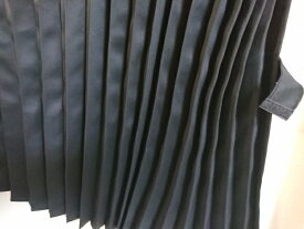 【送料無料】難燃トラックカーテン3点セット（ラウンドカーテン＋センターカーテン・標準ルーフ用＋リアカーテン） 　色：ブラック