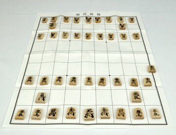 楽天市場 木製ミニ将棋駒 豆駒 駒箱なし 紙製の将棋盤付き 数量限定販売品 将棋囲碁専門店の将碁屋