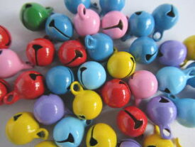 小さい鈴　8mm　紫、ピンク、黄色、赤、水色、青、緑のかわいい鈴