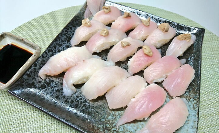 楽天市場 スピード出荷 鳥取県産ウマヅラハギ 生 大 1匹 300 400ｇ程度 お刺身 煮付け 本物を追求する フォーシーズン