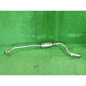 【中古】 フィット GP6 エキゾーストセンターマフラー ハイブリッド L ホンダセンシング 4WD ホンダ HONDA 18220-TZD-003 NH731P 5ドアハッチバック 2018年08月 LEB-H1