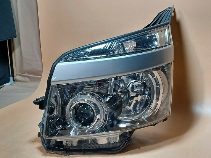 楽天市場】【中古】 ヴォクシー ZRR75W 右ヘッドランプ・ヘッドライト 