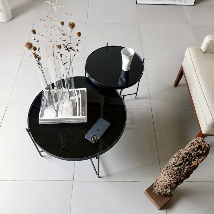 楽天市場 大小2台セット Zuiver コーヒーテーブル ローテーブル ガラス 幅62 5cm 幅43cm 丸 ガラステーブル ブラック 北欧 おしゃれ センターテーブル 円形 リビングテーブル サイドテーブル モノトーン モノクロ アイアン 黒 Boho Cupid Large Coffee Table Tel