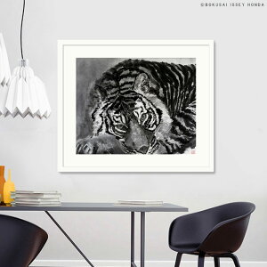 |I ISSEY HONDA ՉE vVIȋZ@ŕ`ꂽ̊፷ƕ\ ׋CƖ̏ےƂ ԂɈS^܂B