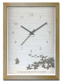 掛け時計 花 蝶のレーザー彫刻 音がしない 小さめサイズW22cm H27cm 厚み4cmで置いて飾れる 北欧 壁時計 かわいい おしゃれ 玄関 部屋