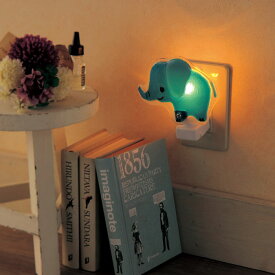 【2000円OFFクーポン 12/13 10:00〜12/15 23:59】【1,000円（税込）ポッキリ！】アロマランプ 手作りガラス コンセント式アロマライト ガラス 照明 かわいい 動物 アニマル 植物 花 ダイニング 寝室 カフェ アンテ