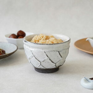 【200円クーポン 〜11/4 19:59】茶碗 12.7cm 黒土 石垣彫オシャレ 高級感 茶碗 茶わん ご飯茶碗 飯碗 抹茶碗 抹茶茶碗 茶道 食器 和食器 ライスボウル ボウル スープボウル デザートボウル 盛り鉢