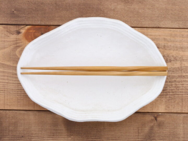 楽天市場】和食器 変形大皿 24cm大皿 プレート お皿 パスタ皿 盛り皿 変形皿 楕円皿 食器 おしゃれ ディナープレート メインプレート 和カフェ カフェ食器 カフェ風 モダン : EAST table 旧:TABLEWARE EAST 楽天市場】和食器 変形大皿 24cm大皿 プレート お皿 パスタ皿 盛り皿 変形皿 楕円皿 食器 おしゃれ ディナープレート メインプレート 和カフェ カフェ食器 カフェ風 モダン : EAST table 旧:TABLEWARE EAST