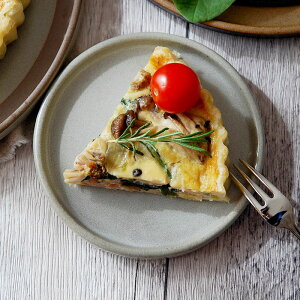 フラット ラウンドプレート 12.5cm 赤土お皿 皿 洋食器 おしゃれ 食器 小皿 醤油皿 薬味皿 珍味皿 フルーツ皿 菓子皿 小さい皿 丸皿 カフェ風 カフェ食器