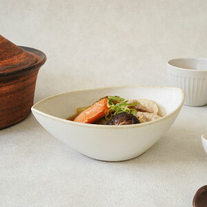 【800円クーポン 10/24 0:00〜】ボウル 18cm アーモンド形 陶器 アマレ 洋食器 和食器 おしゃれ モダン 和モダン シンプル シック ボウル 鉢 お皿 皿 食器 中鉢 取り鉢 取り皿 煮物鉢 サラダボウ