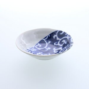 小鉢 13.7cm SOMENEKO食器 和食器 猫柄 ねこ食器 副菜鉢 サラダ鉢 フルーツ鉢 お浸し鉢 煮物鉢 小付け 柄物食器 かわいい食器 和モダン 北欧風 ナチュラル