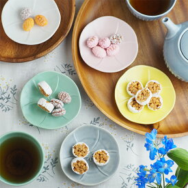 小皿 フラワープレート 10cm Flower プレート お皿 皿 和食器 おしゃれ かわいい 洋食器 食器 小皿 豆皿 薬味皿 珍味皿 フルーツ皿 菓子皿 小さい皿 パステルカラー 和カフェ カフェ食器 おもてなし