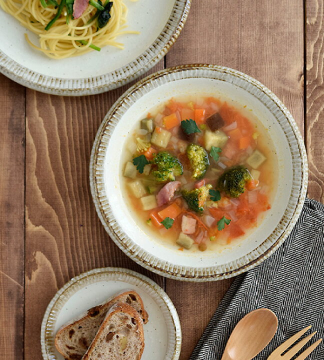 1182円 2021特集 麦わら帽子みたいなプレート おしゃれ 器 皿 パスタ スープ サラダ 高級感 食器 キッチン ダイニング 帽子型 大皿 深皿 ディナー 1182円 2021特集 麦わら帽子みたいなプレート おしゃれ 器 皿 パスタ スープ サラダ 高級感 食器 キッチン ダイニング 帽子型 大皿 深皿 ディナー