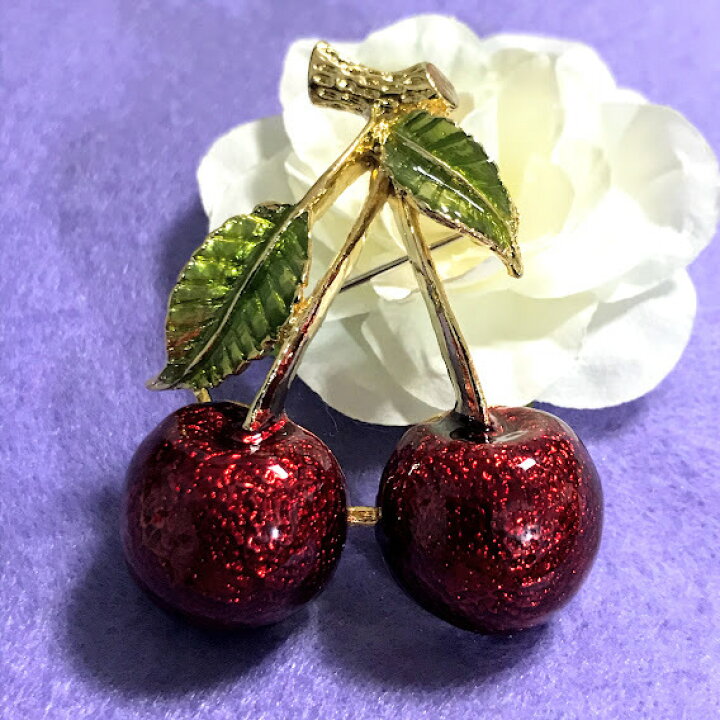 楽天市場 チェリー ブローチ おしゃれ さくらんぼ 人気 上品 スワロフスキー アクセサリー プレゼント ギフト 結婚式 レディース 華やか ウエディング パーティー キラキラ ブローチ おしゃれ 普段使い お出かけ アクセサリーティーグレース神戸