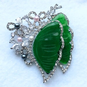 翡翠 ブローチ おしゃれ ひすい 蝶 人気 上品 プレゼント ギフト 結婚式 レディース 華やか ウエディング パーティー 普段使い