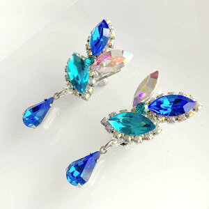 【送料無料 2色ご用意】 イヤリング ピアス 大ぶり クリスタルガラス 大人 おしゃれ 綺麗 華やか ブライダル ウエディング 二次会 パーティー(サイズ:4.5×2.0cm 素材:スワロフスキークリス