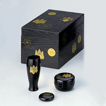 楽天市場】【茶道具/茶箱】茶箱 木製 桐 溜塗 掻合 掛合付き 利休茶箱