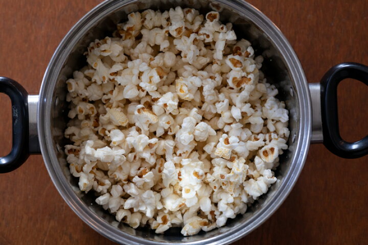 楽天市場】【限定品】 まめやの底力 大特価!! アメリカ産 ポップコーン 1kg 【業務量 大容量 お徳用 手作りポップコーン Pop Corn 豆 】 : 食べもんぢから。 楽天市場】【限定品】 まめやの底力 大特価!! アメリカ産 ポップコーン 1kg 【業務量 大容量 お徳用 手作りポップコーン Pop Corn 豆 】 : 食べもんぢから。