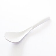 《極薄極み》スリム ラーメン れんげ(強化磁器)レンゲ おしゃれ スプーン ▲9 エスニックスプーン れんげ…