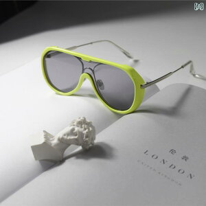 wKX 8{ { ^ RpNg TCo[pN TOX ΏƓI w ̌^ RUV j[g O[ O[ ubN