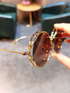 wKX 8{ { ^ RpNg TOX Y fB[X RO t@bV w Eht[ y S[h Vo[