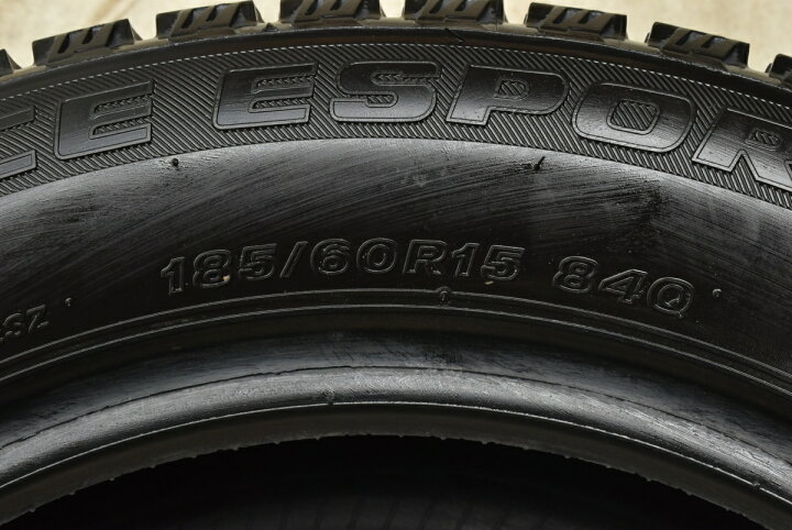TOYOTA AQUA 冬用タイヤ 4本セット 185/60R15 840
