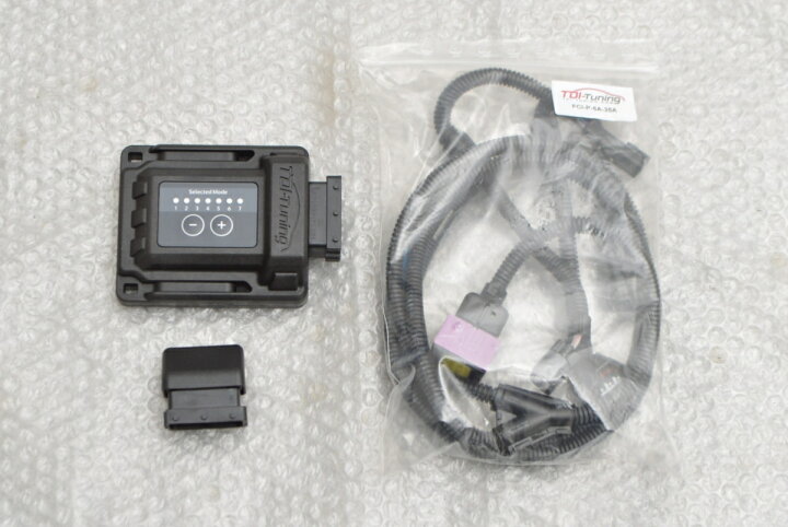 楽天市場】中古 トヨタ ハリアー用 CRTD4 TDI Tuning Box CRTD4 BT 1点 