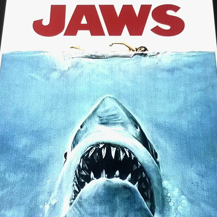 楽天市場 サメ グッズ 雑貨 ブリキ看板s Jaws ジョーズ パニック映画ポスター 男前インテリア 人食い鮫 ジョーズ2 シャーク スピルバーグ 海辺 サーフ系 西海岸 サインプレート アートパネル 絵画 タペストリー おしゃれ アメリカン雑貨 cm 30cm メール便 ブリキ