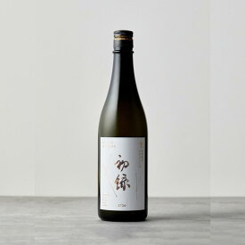 【 金賞受賞蔵 】 初緑 特別純米 無濾過生原酒 1.8L 酒 日本酒 清酒 地酒 岐阜 フルーティー 生酒 ワイン感覚 あす楽 特別純米 純米酒 酒 酒造 無濾過 生原酒 生 冷酒 ひだほまれ コク 一升瓶