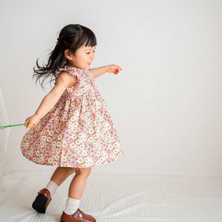 楽天市場 Coto Cotte 花柄スモッキングワンピース ベビー ベビー服 キッズ 服 こども服 女の子 女児 子供 こども 80 90 100 110 1 130cm おしゃれ かわいい ガーリー ナチュラル 大人可愛い シンプル ギフト プレゼント 贈り物 Ronron 楽天市場 Coto Cotte 花柄スモッキングワンピース ベビー ベビー服 キッズ 服 こども服 女の子 女児 子供 こども 80 90 100 110 1 130cm おしゃれ かわいい ガーリー ナチュラル 大人可愛い シンプル ギフト プレゼント 贈り物 Ronron