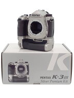 【RICOH】リコー/ペンタックス『PENTAX K-3 Mark III / Silver Premium Kit』2021年4月発売 デジタル一眼…