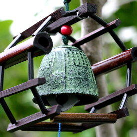 【現品限り】竹の風鈴（糸車）美しい竹のあしらいが涼やかさとぬくもりを感じさせる