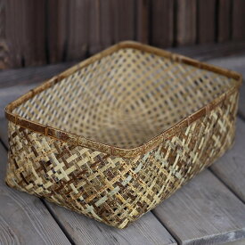 日本唯一の虎竹で復刻させた伝統の竹細工虎竹菱四ツ目衣装籠