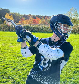【G-FORM】Lacrosse Unhinged Arm guards ラクロス用アームガードヒジ当て プロテクターSmartFlexテクノロジー スマートフレックスストレッチデュアルアクシスパッド動きやすい 熱がこもらない 高い保護力 軽量両肘 1ペア CE認証